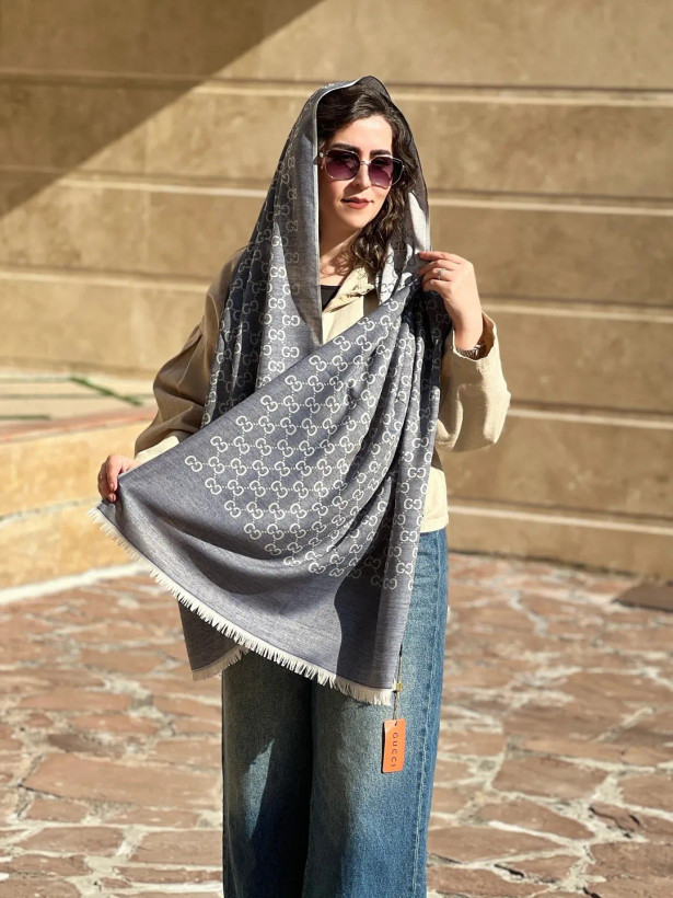 شال کشمیر اورجینال گوچی بی حاشیه