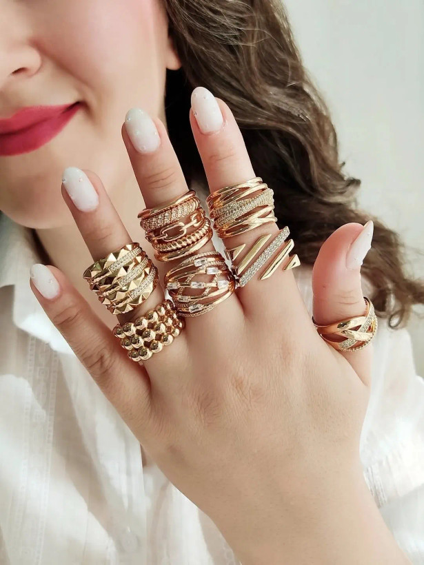 انگشترهای نمادار و پهن ژوپینگ