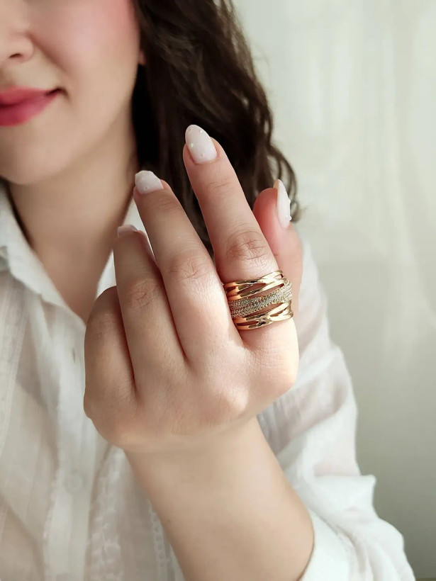 انگشترهای نمادار و پهن ژوپینگ