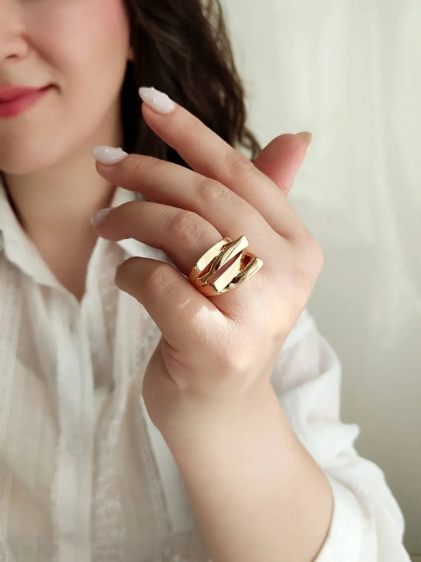 انگشترهای نمادار و پهن ژوپینگ
